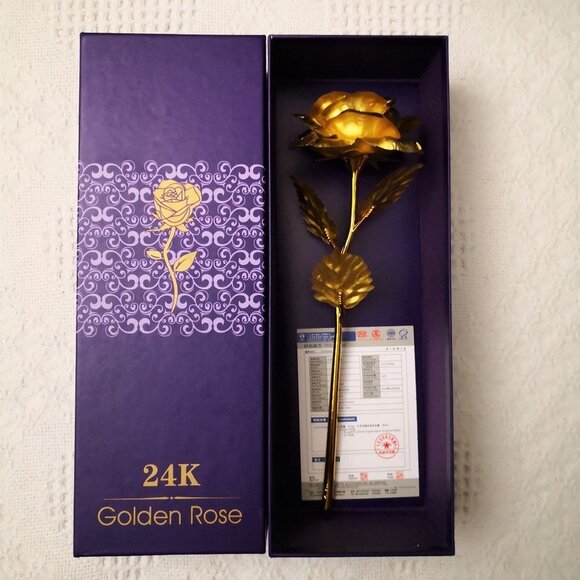 24k. Gold Plated Rose. Gift Box - Picture 2 of 2